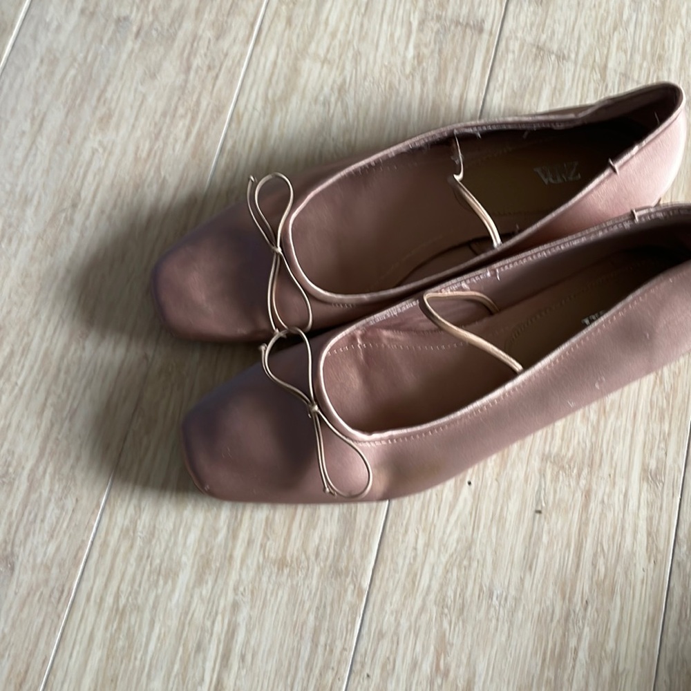 Zara peach ballet shoes